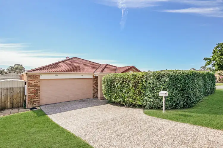 2 Michael Street, Wynnum West QLD 4178
