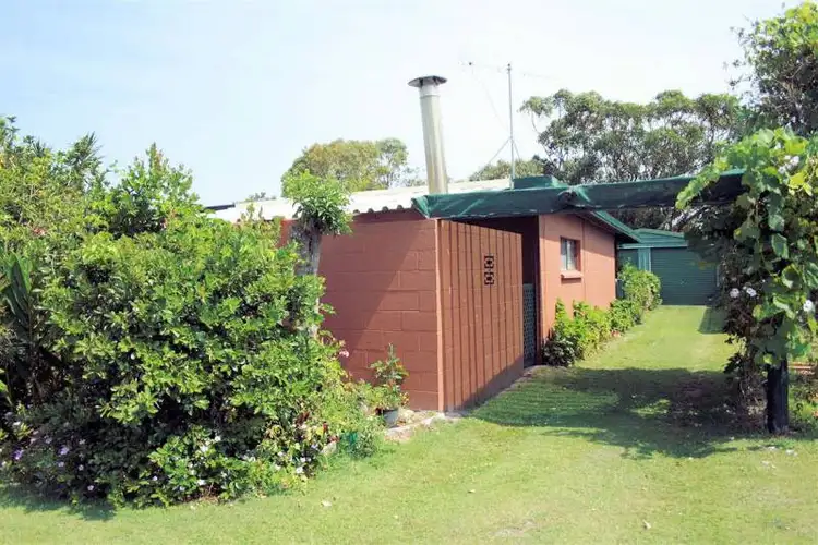 64 Ford Street, Red Rock NSW 2456