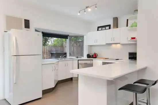 Fifth view of Homely unit listing, 2/111 Callaghan Street, Mooroobool QLD 4870