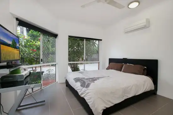 Sixth view of Homely unit listing, 2/111 Callaghan Street, Mooroobool QLD 4870