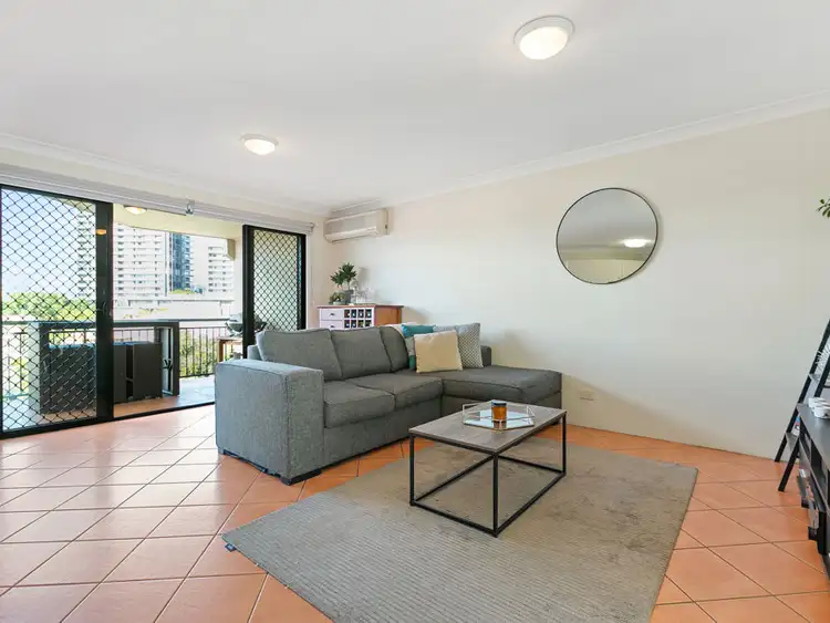 Fifth view of Homely unit listing, 87/45 Harries Rd, Coorparoo QLD 4151