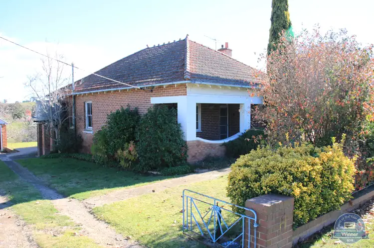 28 Laidlaw Street, Yass NSW 2582