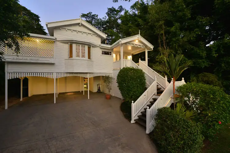 31-33 Bellevue Crescent, Edge Hill QLD 4870