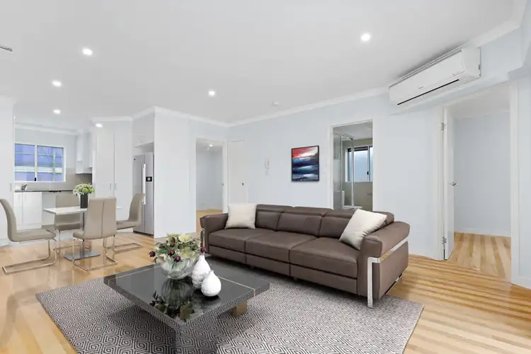 2/25 Birdwood Road, Holland Park West QLD 4121