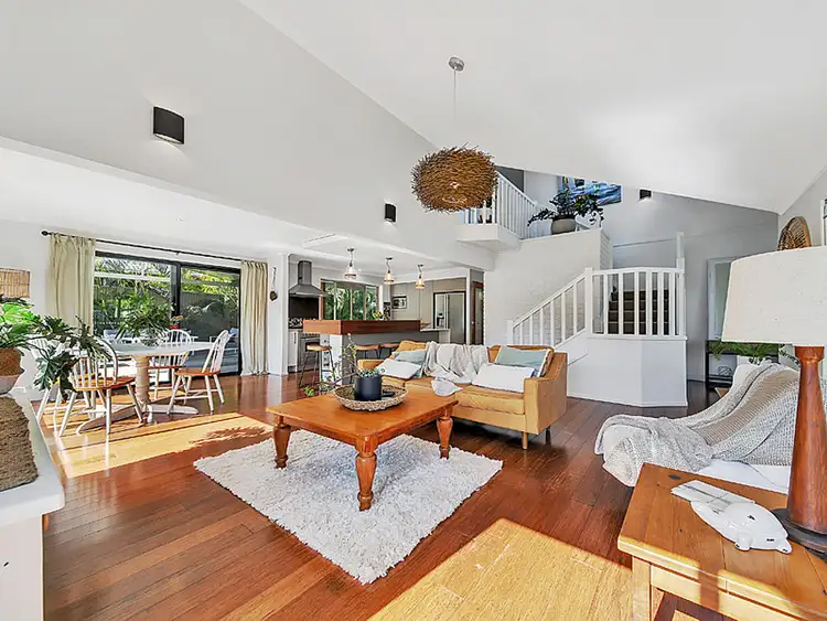 6 Cronin Drive, Wellington Point QLD 4160