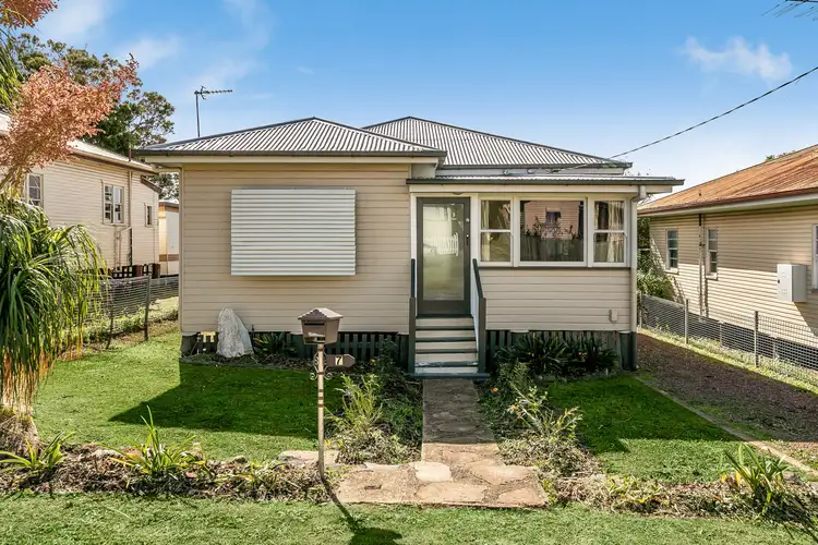7 Tighe Street, Newtown QLD 4350