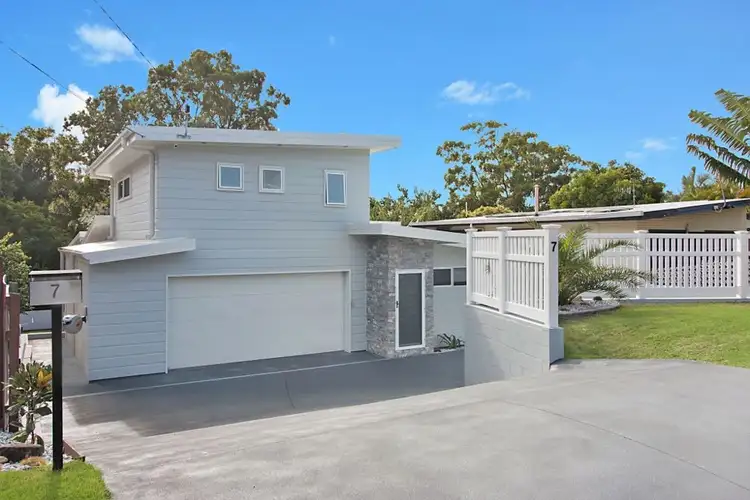 7 Winders Avenue, Tugun QLD 4224