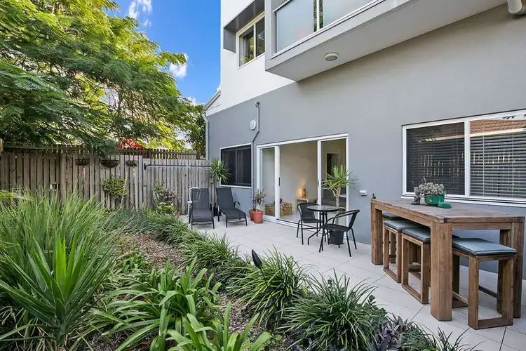 Sixth view of Homely unit listing, 2/34 Emsworth Street, Wynnum QLD 4178