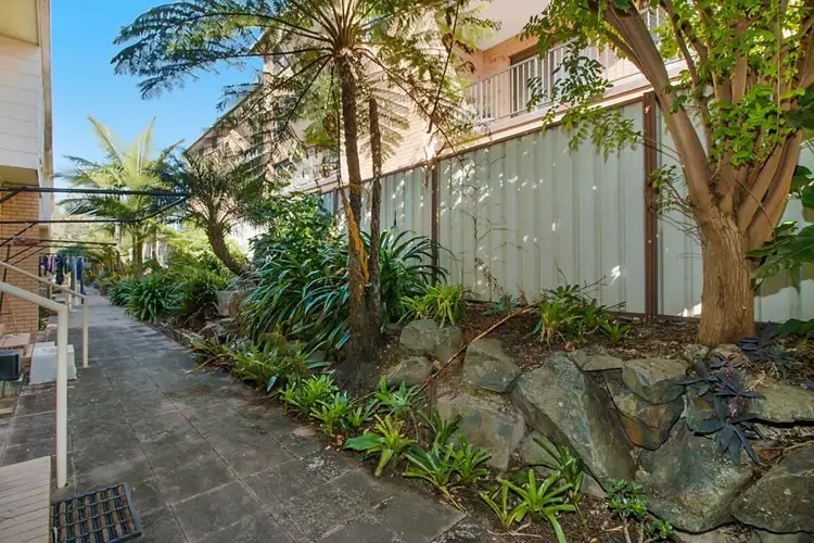 Sixth view of Homely unit listing, 2/180 Kennedy Dve, Tweed Heads NSW 2485