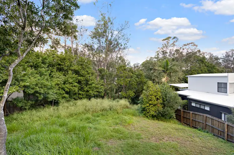 17 Yarawa Street, Kenmore QLD 4069