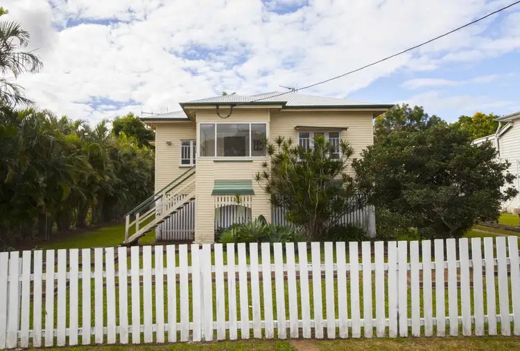 8 Pearson Street, Granville QLD 4650