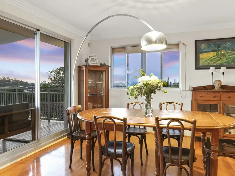 Fifth view of Homely house listing, 37 Crest Street , QLD, 4122, Mount Gravatt East QLD 4122