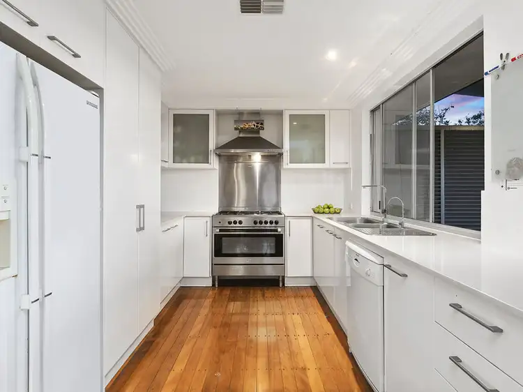 Sixth view of Homely house listing, 37 Crest Street , QLD, 4122, Mount Gravatt East QLD 4122