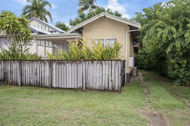 256 Lake Street, Cairns North QLD 4870