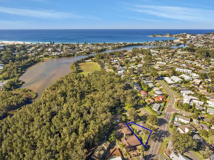 Second view of Homely villa listing, 2/92 Willoughby Road, Terrigal NSW 2260
