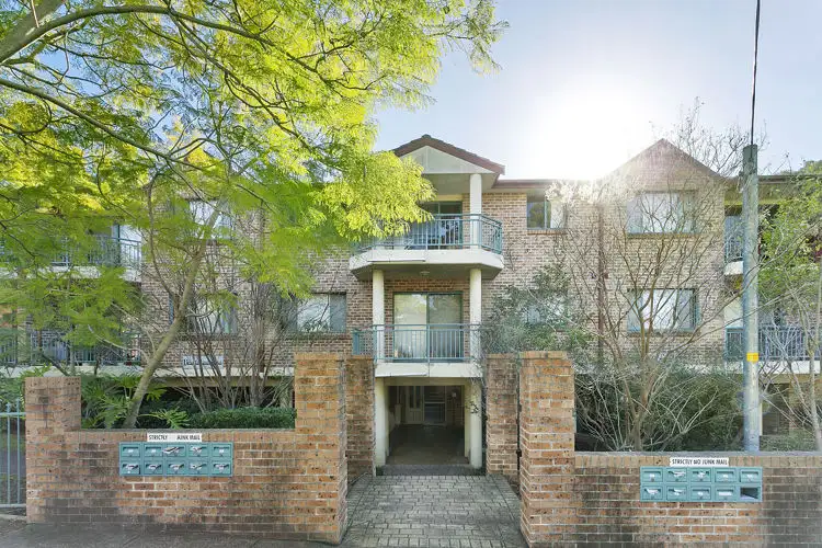 6/25-31 Birmingham Street, Merrylands NSW 2160