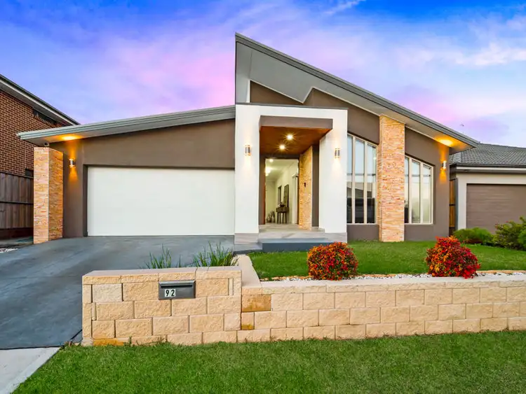 92 Binyang avenue, Glenmore Park NSW 2745