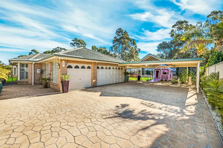 Second view of Homely house listing, 8 Lenola Crescent, Blue Haven NSW 2262