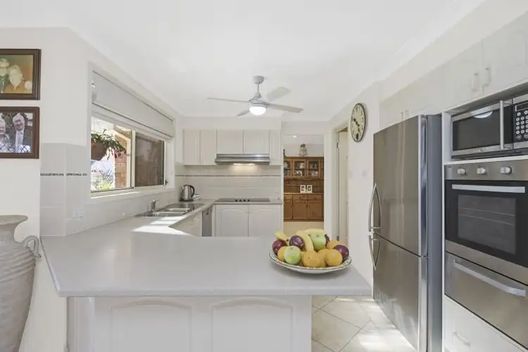 Fifth view of Homely house listing, 8 Lenola Crescent, Blue Haven NSW 2262