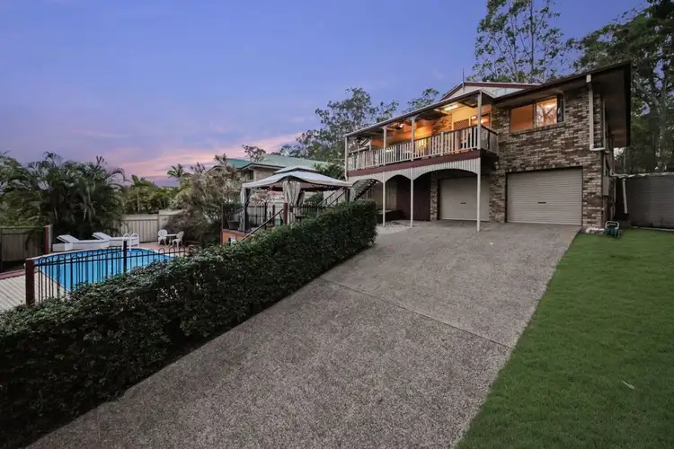 32 Selkirk Crescent, Ferny Grove QLD 4055