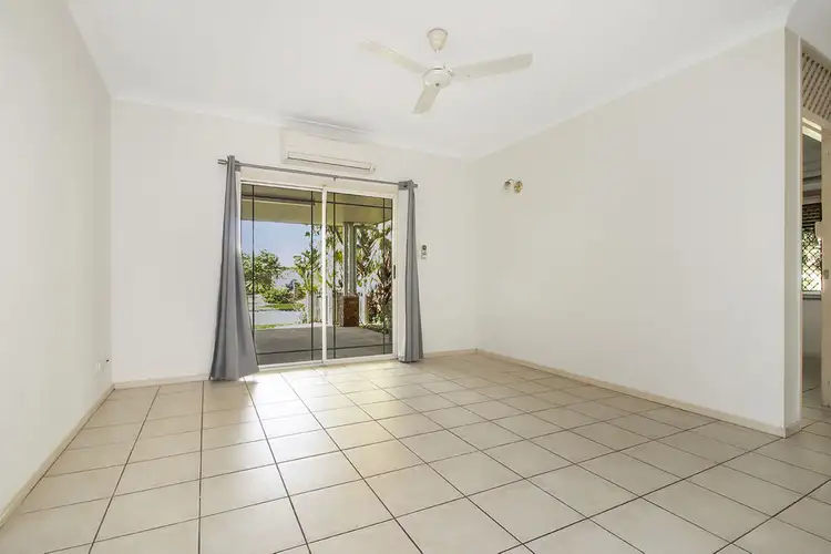 Fifth view of Homely unit listing, 1/362 MCCOOMBE STREET, Mooroobool QLD 4870