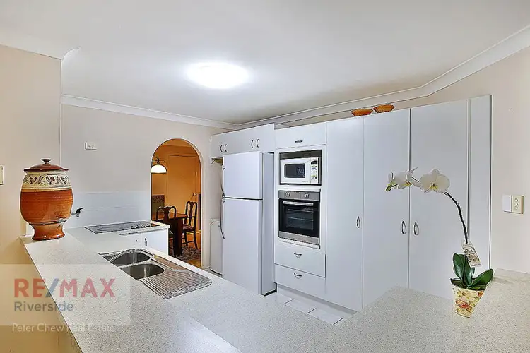 Sixth view of Homely house listing, 8 Silverash Court, Regents Park QLD 4118