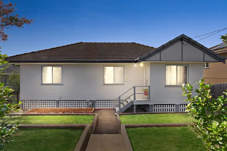 12 Kurts Street, Holland Park West QLD 4121