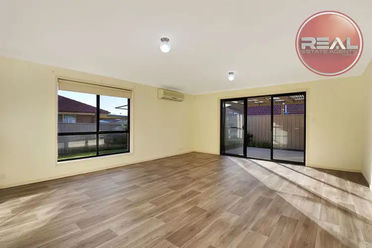 Sixth view of Homely house listing, 11 McGuire Court, Hackham SA 5163