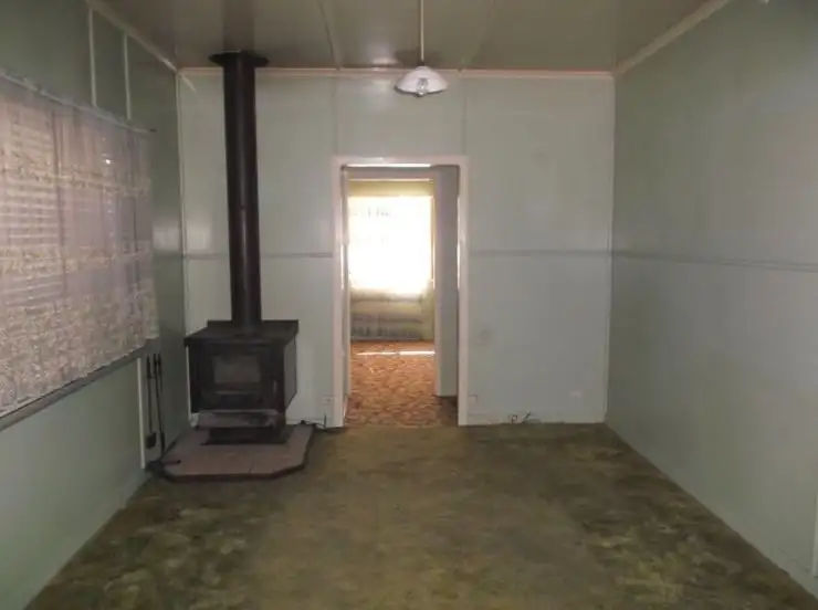 Third view of Homely house listing, 5 McGlew Street, Stanthorpe QLD 4380