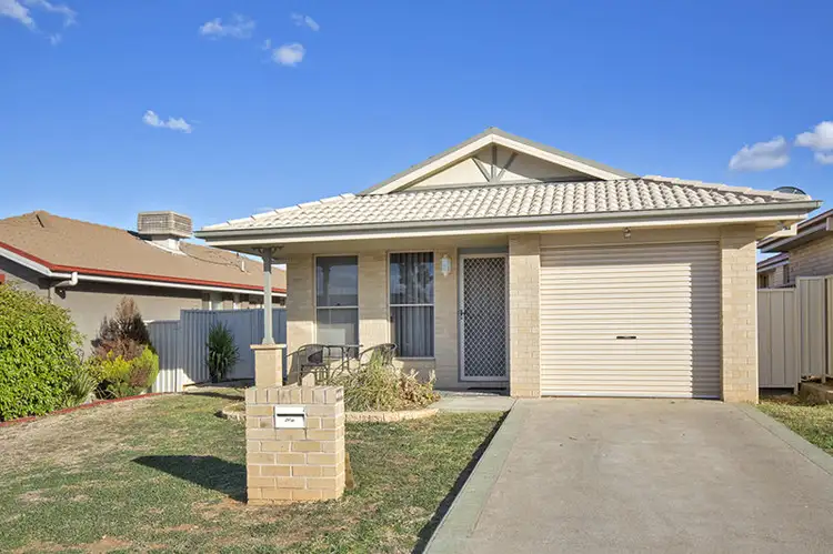 Second view of Homely house listing, 20a Banks Street, Tamworth NSW 2340