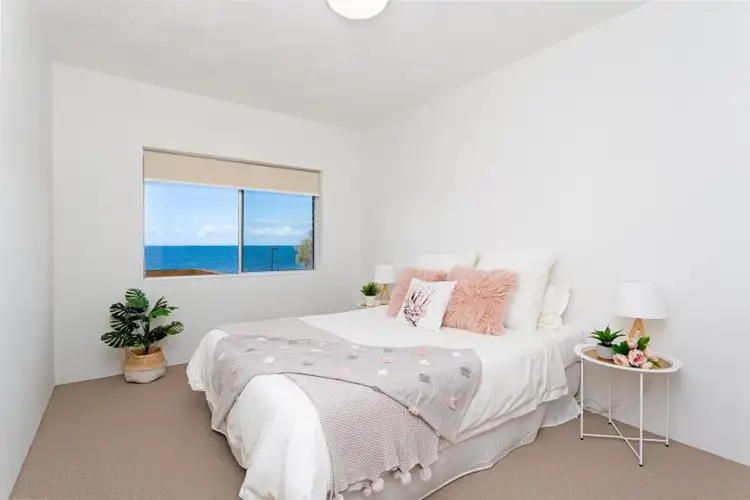 Fourth view of Homely unit listing, 4/52 PRINCE EDWARD PDE, Redcliffe QLD 4020