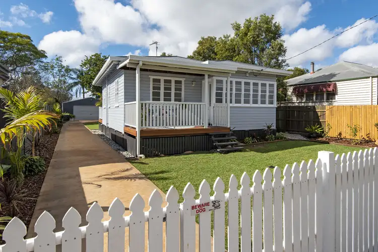 10 Bernard Street, Newtown QLD 4350