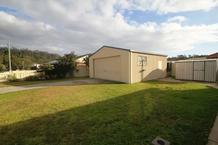 32 Lakehaven Drive, Sussex Inlet NSW 2540