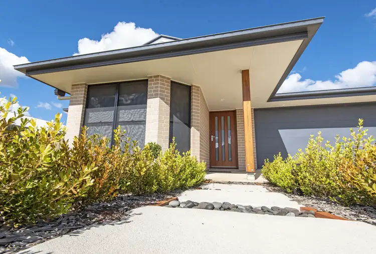 22 Hannaford Crescent, Wyreema QLD 4352