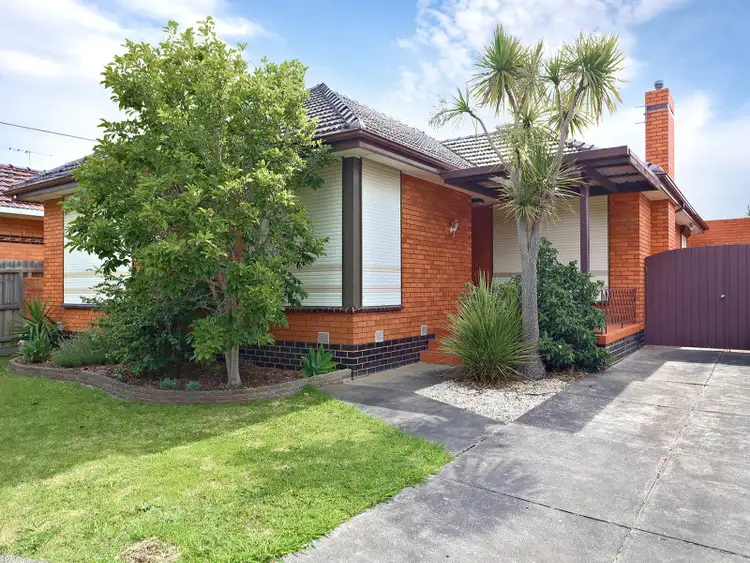 39 Cosmos Street, Glenroy VIC 3046