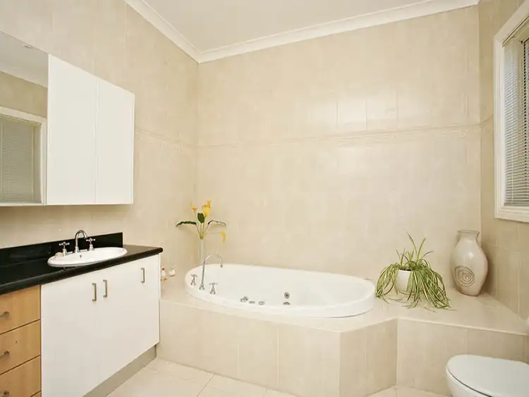 Sixth view of Homely house listing, 21 Bateman Street, Attwood VIC 3049