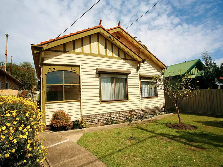 215 Bell Street, Coburg VIC 3058