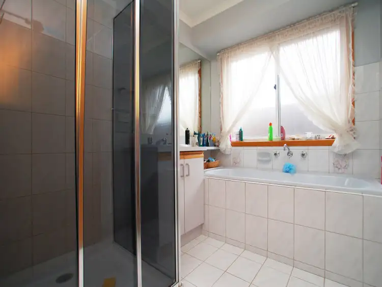 Fifth view of Homely house listing, 72 Paringa Boulevard, Meadow Heights VIC 3048