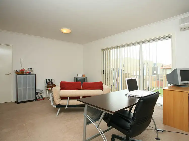 Fifth view of Homely apartment listing, 28A/4 Woiwurung Crescent, Coburg VIC 3058