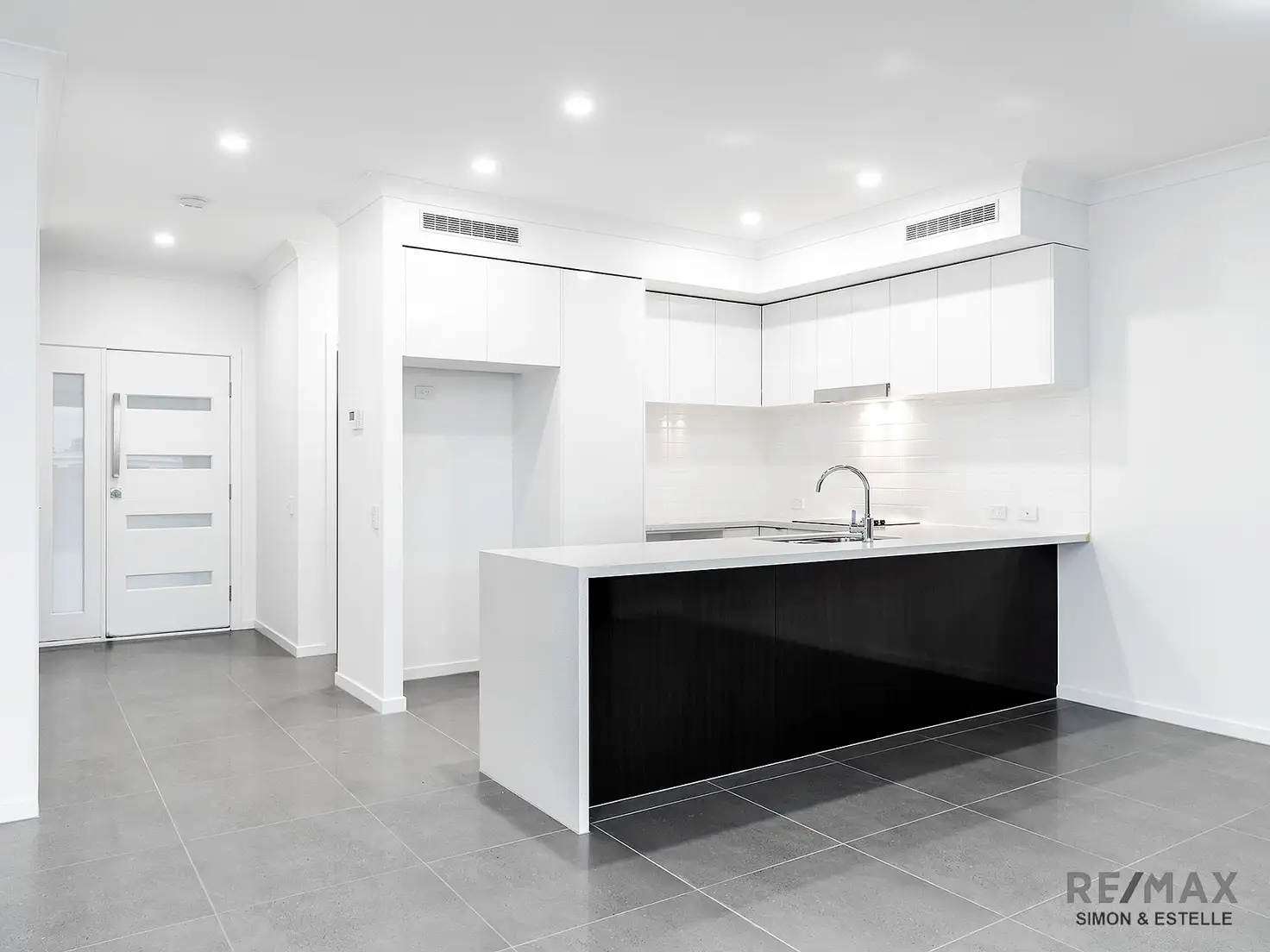 Main view of Homely townhouse listing, 18/166 Nottingham Road, Parkinson QLD 4115