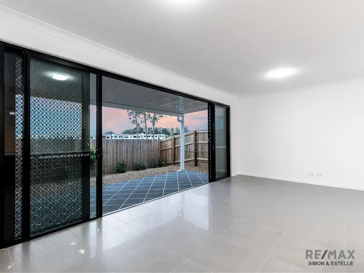 Third view of Homely townhouse listing, 18/166 Nottingham Road, Parkinson QLD 4115