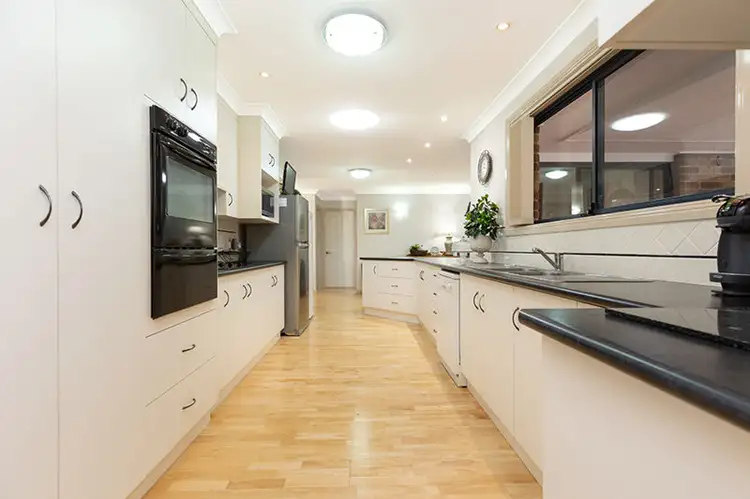 Fifth view of Homely house listing, 7 Clancy Court, Tamworth NSW 2340