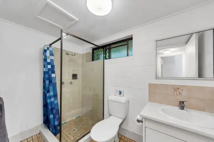 Sixth view of Homely unit listing, 1/29 Pioneer Street, Manoora QLD 4870