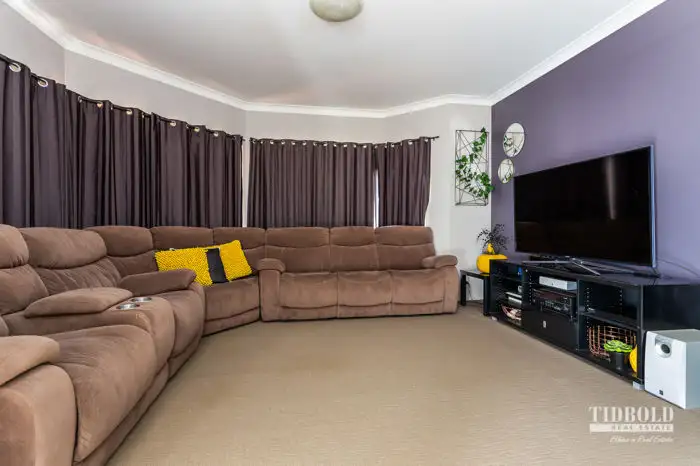 Fourth view of Homely house listing, 4 Creedin Court, Redland Bay QLD 4165