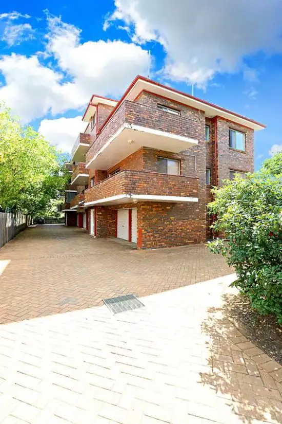 2/37-39 King Street, Penrith NSW 2750