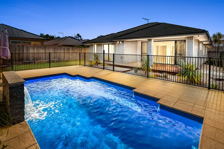 17 Edmund Circuit, North Lakes QLD 4509