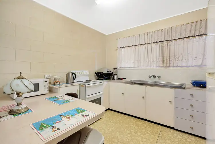 Sixth view of Homely unit listing, 2/37A Tourist Road, East Toowoomba QLD 4350