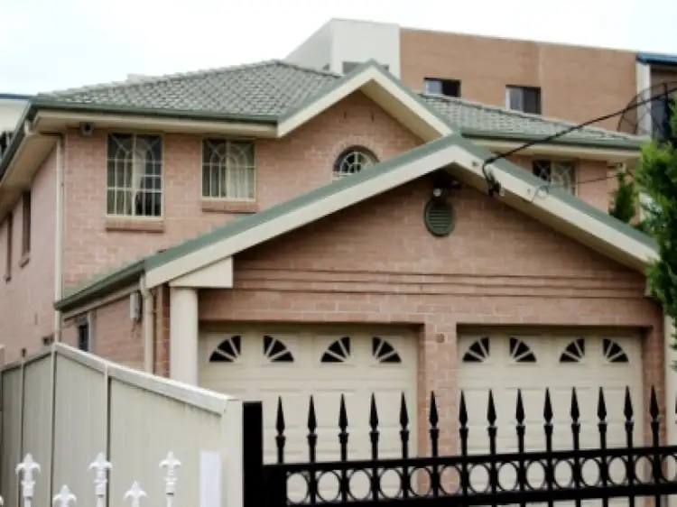 13 RAPHAEL ST, Lidcombe NSW 2141