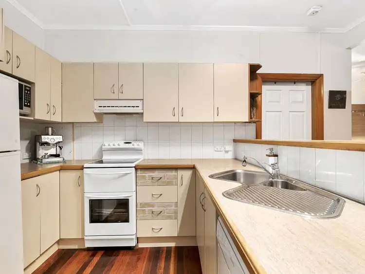 Sixth view of Homely house listing, 32 Bernays Road, Wynnum West QLD 4178
