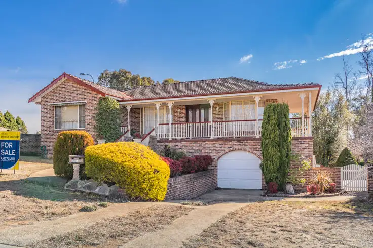 1 Cotterell Place, Armidale NSW 2350
